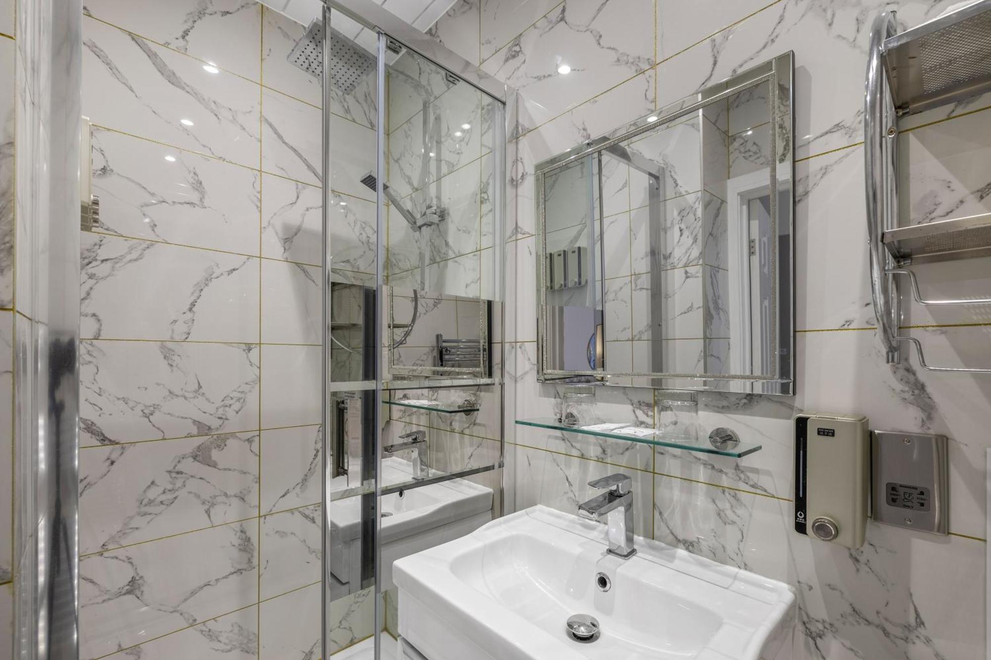 The Drake Hotel Plymouth Ngoại thất bức ảnh